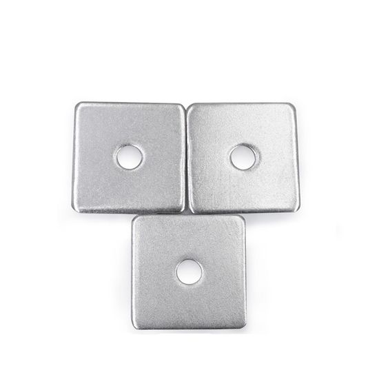High Cost Performance Q235 Carbon Steel Zinc Plated Flat Square Washers